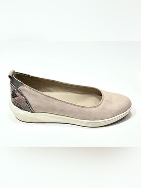 Naturalizer Harris Women’s Size 8.5 M US Shoes Synthetic Beige Comfort Flats
